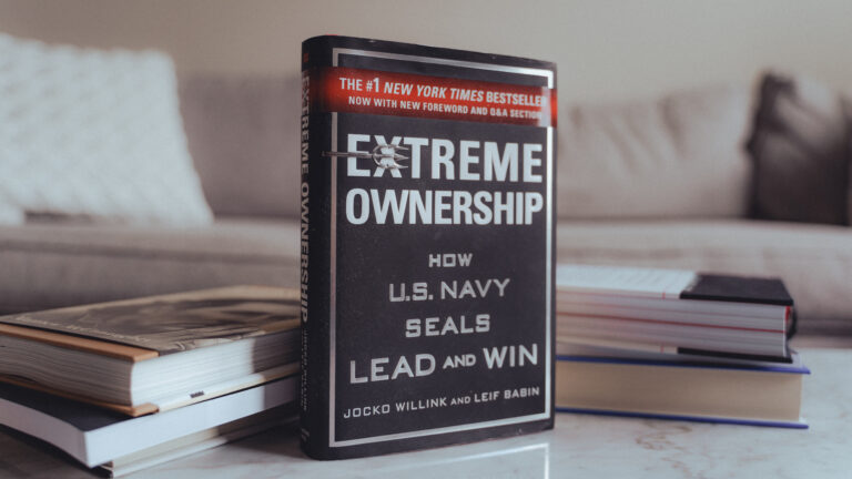 5 Reasons to Read Extreme Ownership: How U.S. Navy SEALs Lead and Win by Jocko Willink and Leif Babin